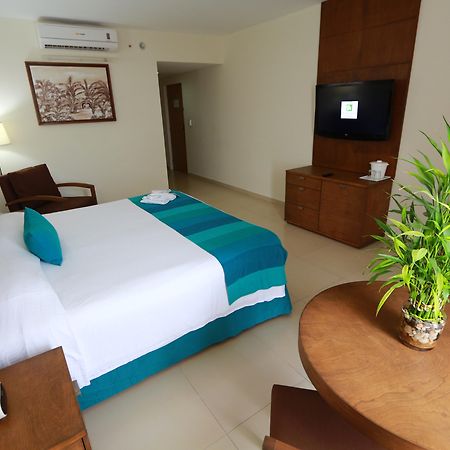 Hotel La Venta Inn Villahermosa Bagian luar foto