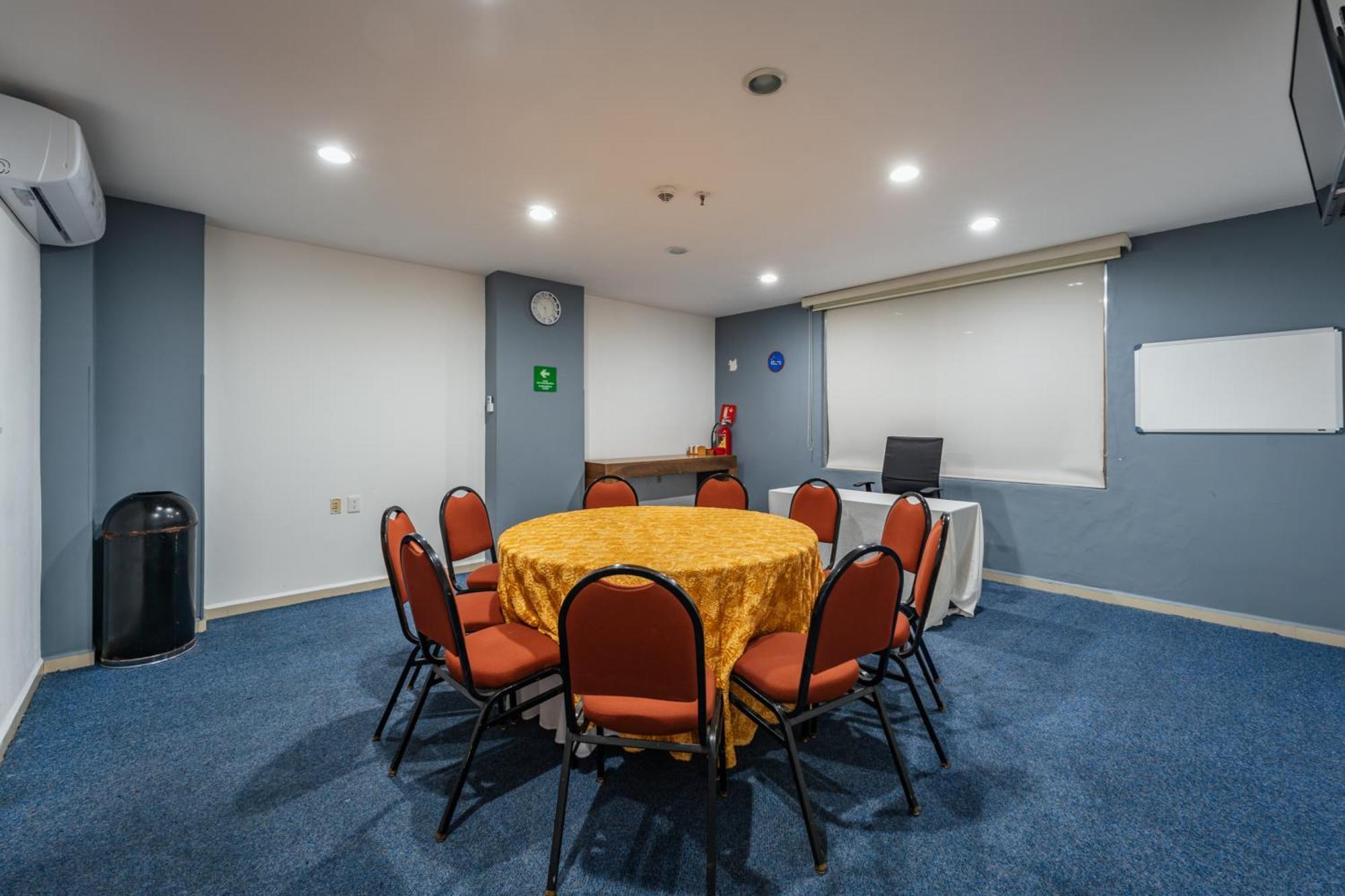 Hotel La Venta Inn Villahermosa Bagian luar foto