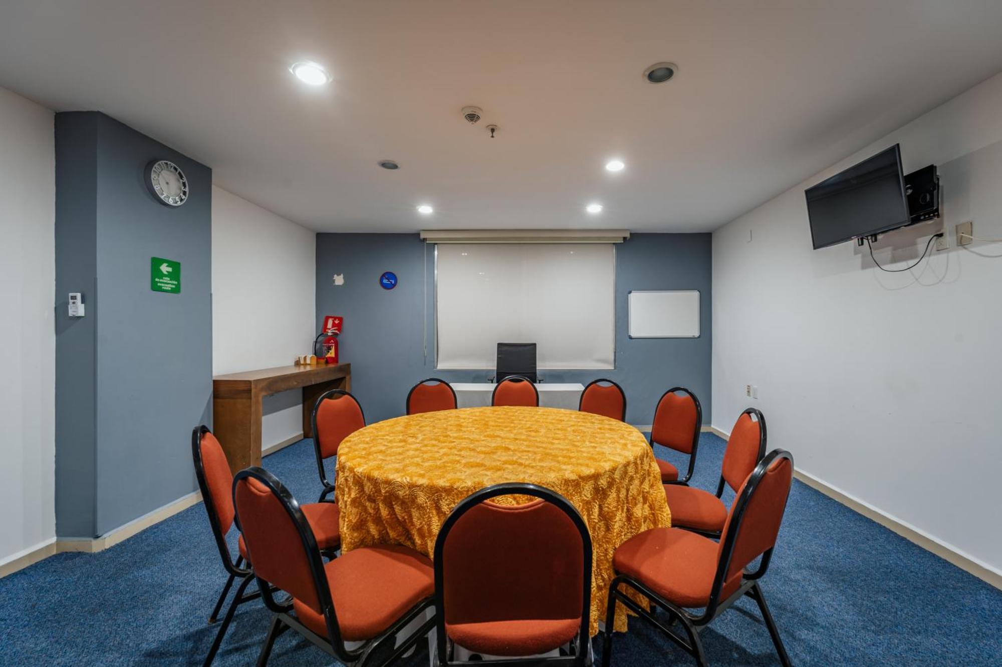 Hotel La Venta Inn Villahermosa Bagian luar foto