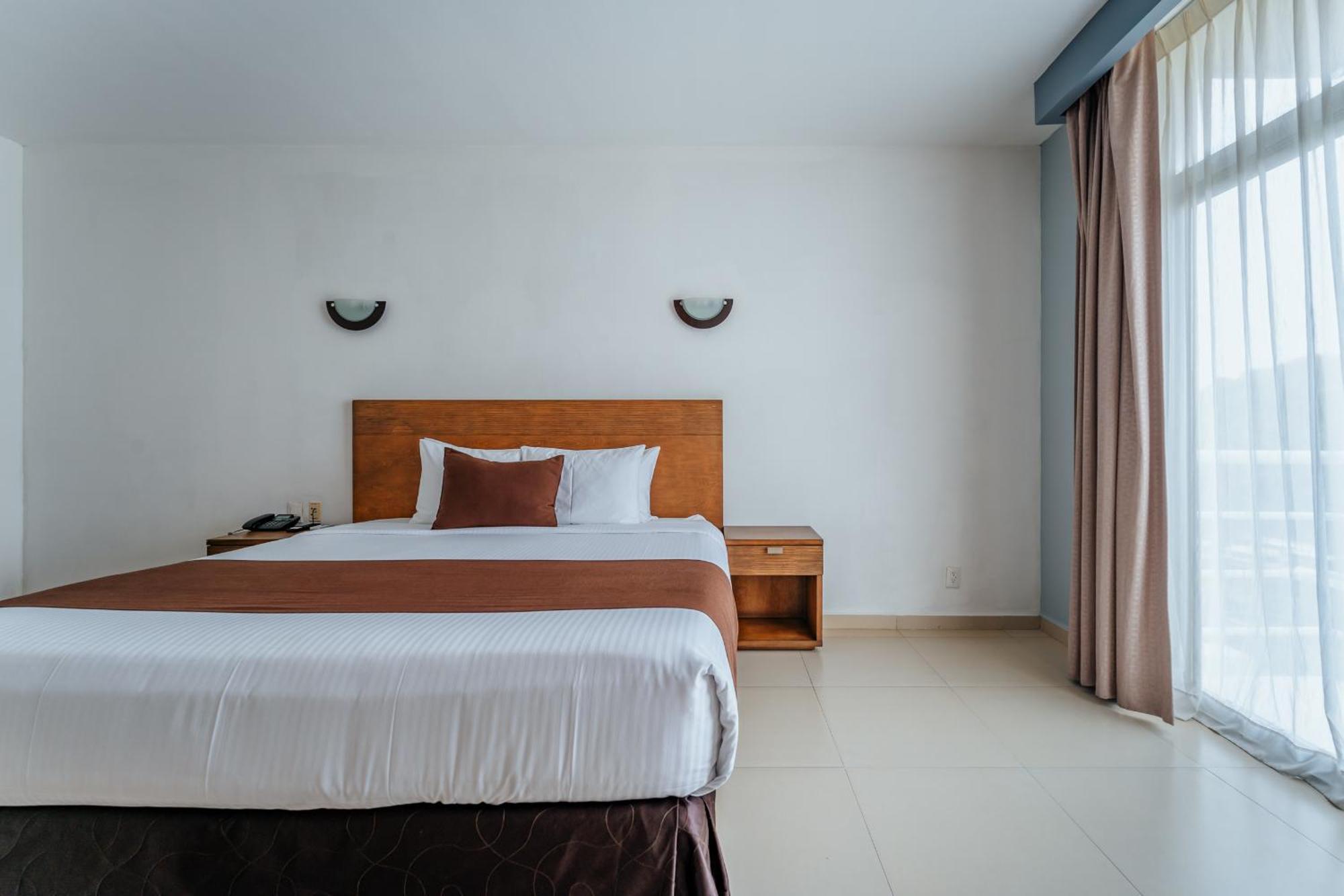 Hotel La Venta Inn Villahermosa Bagian luar foto